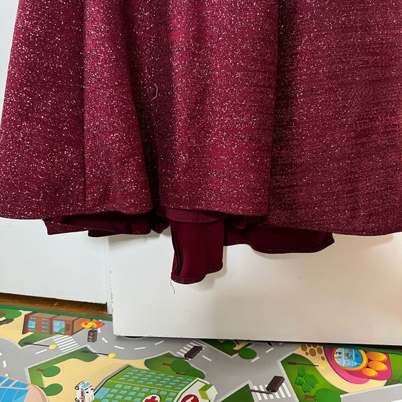 NWT David’s Bridal XSCAPE gown. Size 8 - Picture 7 of 16